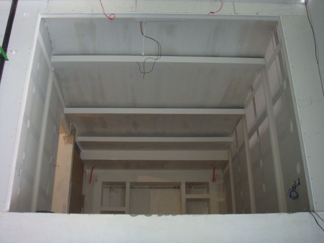 OFICINA 1 TEMINADA SOLO FALTA PINTURA
